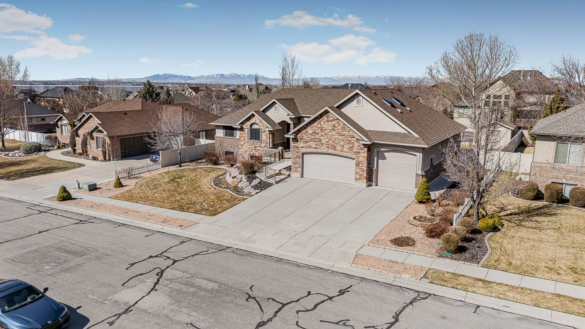Aerial real estate listing photo, Utah