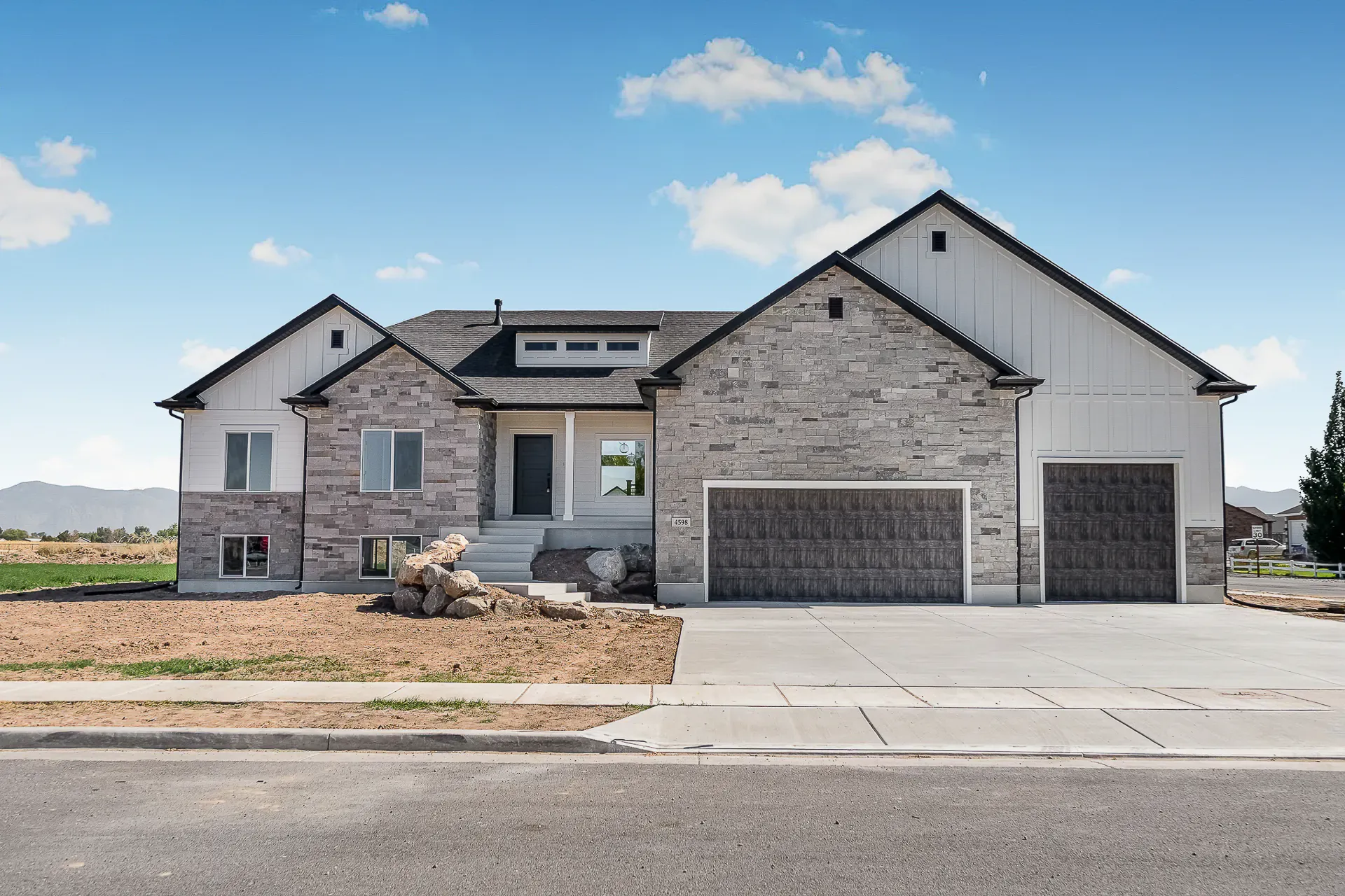 Exterior real estate listing photo, Utah